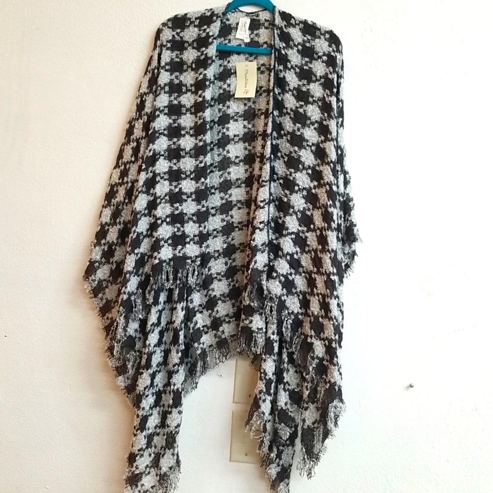Black and white fringed shawl